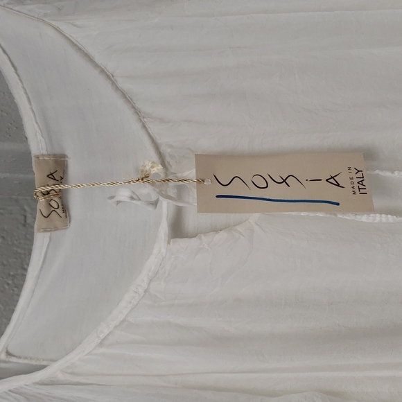 Sofia  Made in Italy Dress - Picture 3 of 3